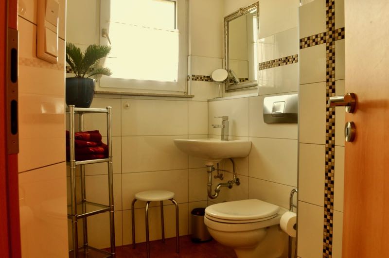 Badezimmer mit Dusche